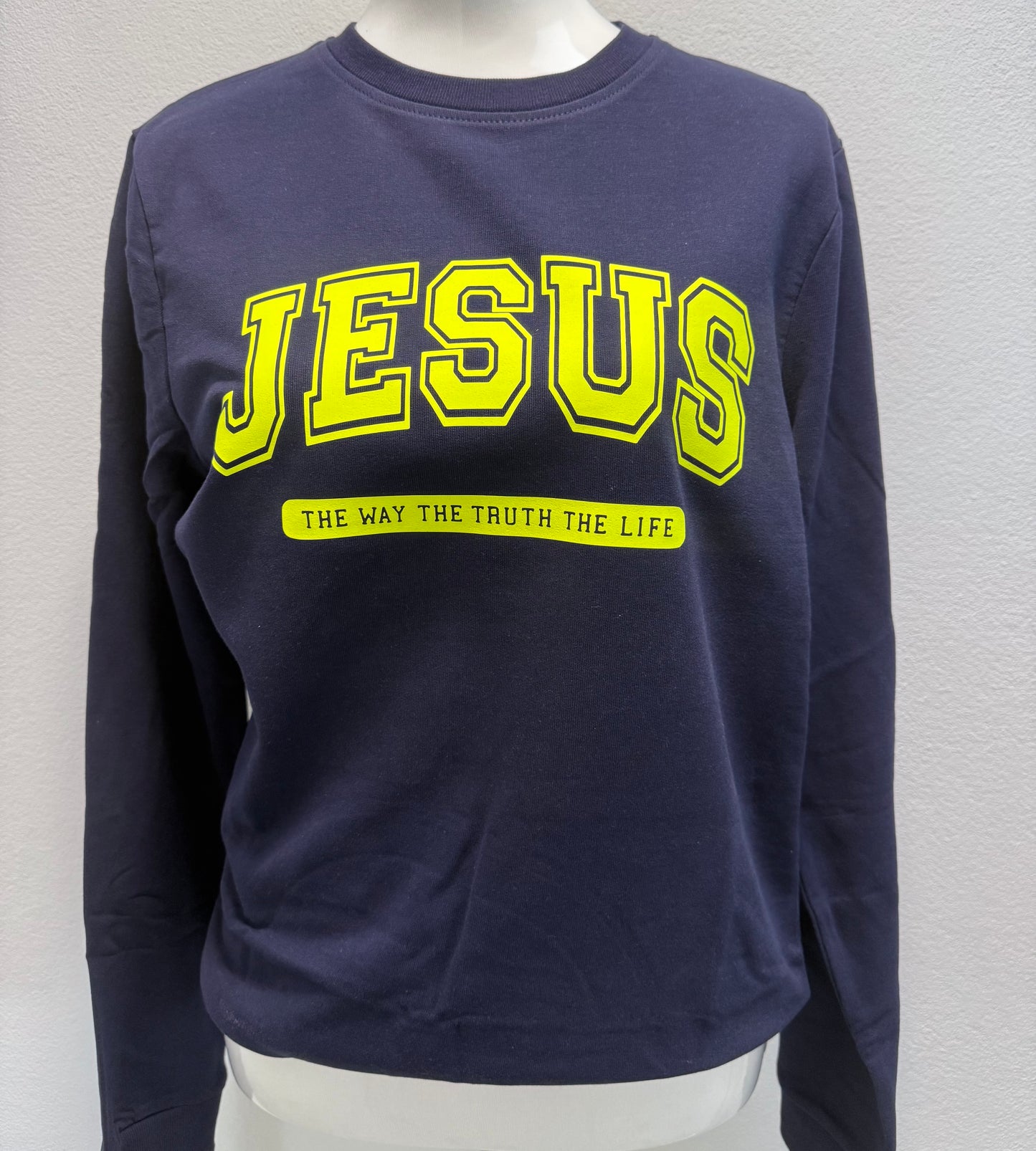 Sweatshirt Feminina "Jesus The way. The truth. The life"